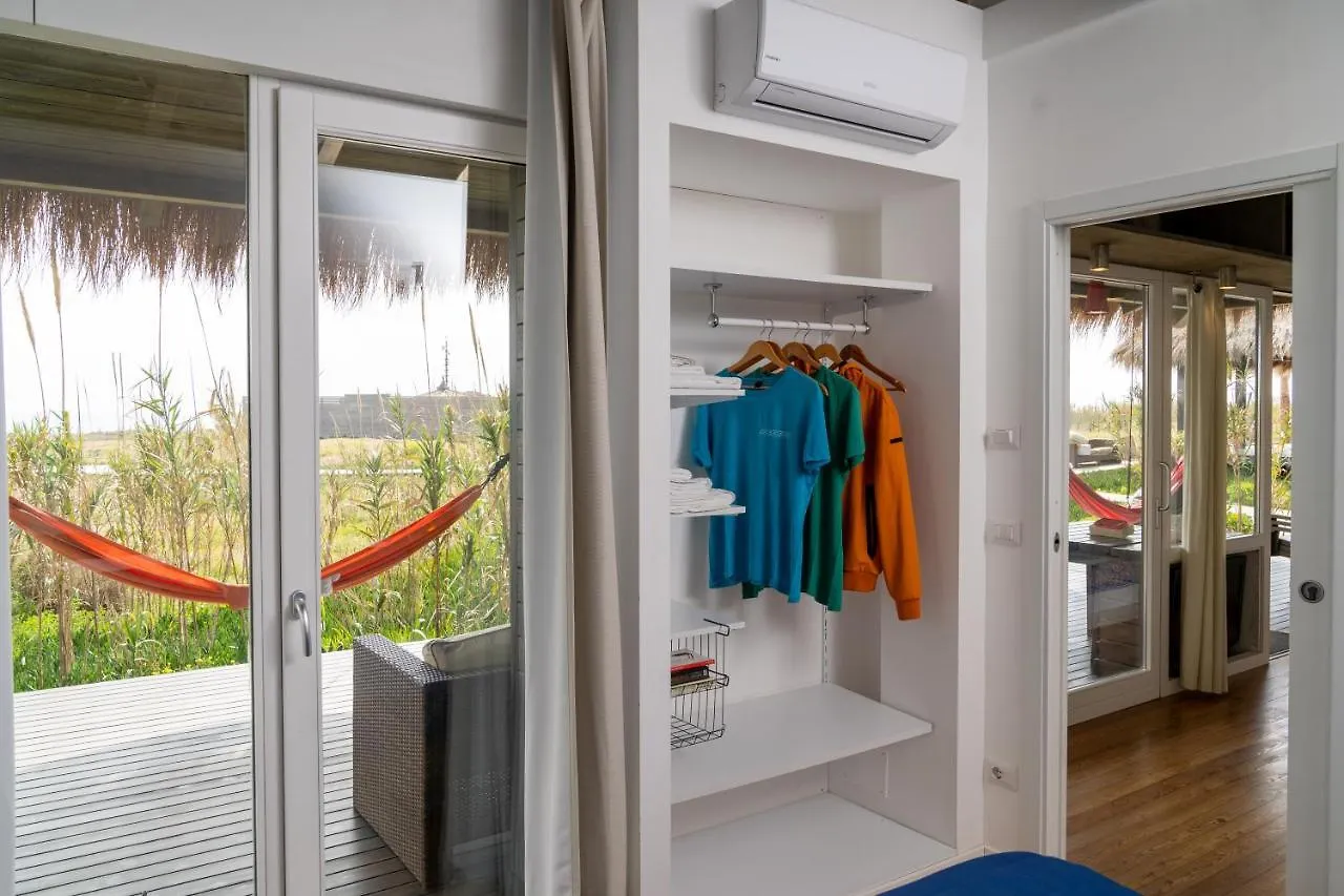 Windresort 0*, Гранитола